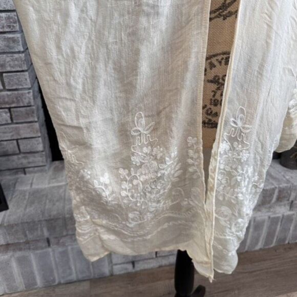 Boutique lightweight gauzy embroidered cream beachy coverup kaftan OS Large - Picture 5 of 13